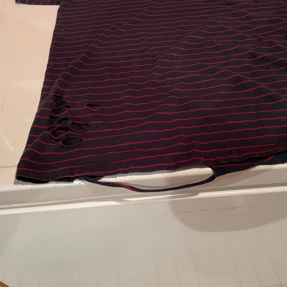 🇦🇺 🩸 Distressed DVNT Striped Tee Shirt Melbourne Blue Red Stripes 🇦🇺 - Picture 12 of 17